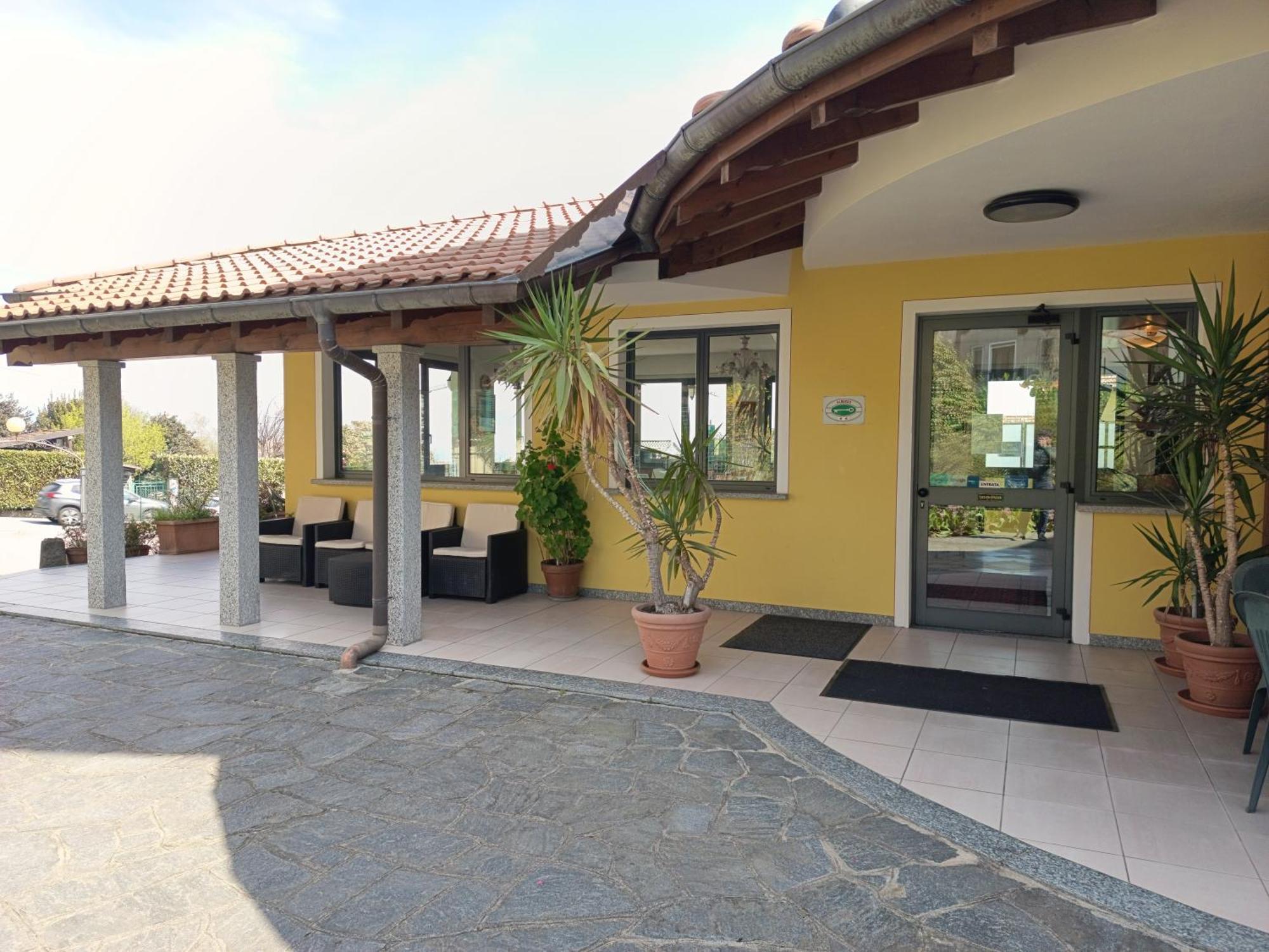 Hotel Bb Villa Orchidea Stresa Buitenkant foto